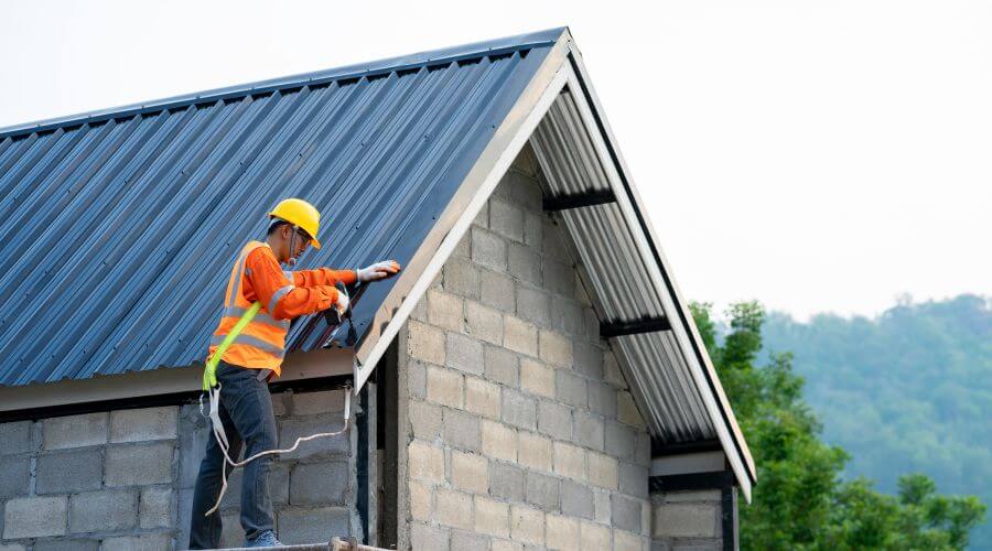 Professional residential roofers in Wellington, UT